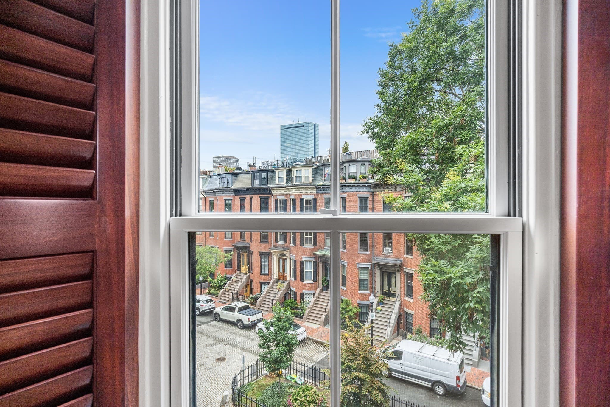 Condominium at 32 Rutland Sq # 3, Boston MA 02118, photo 11 of 30