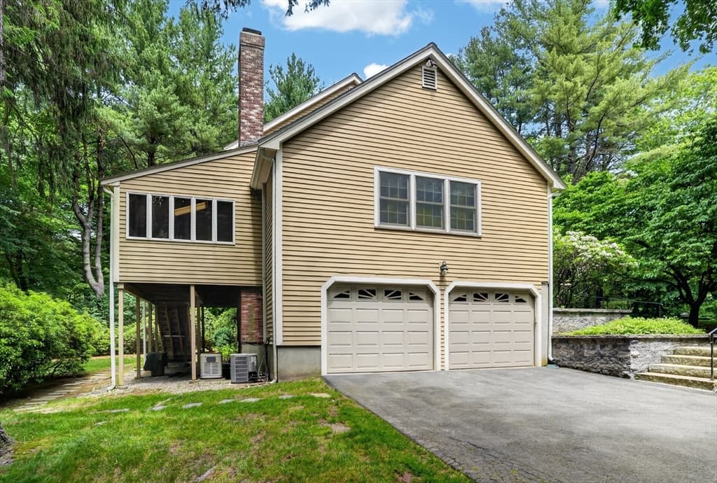 Single Family Residence at 17 Maplewood  Road, Medfield MA 02052, Medfield, photo 2 of 41