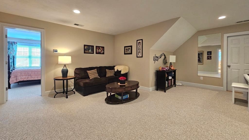 Single Family Residence at 107 Winterberry Lane, Easton MA 02356, Easton, photo 33 of 42