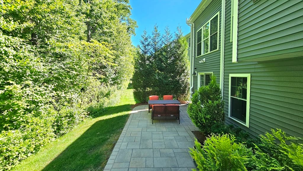 Single Family Residence at 107 Winterberry Lane, Easton MA 02356, Easton, photo 4 of 42