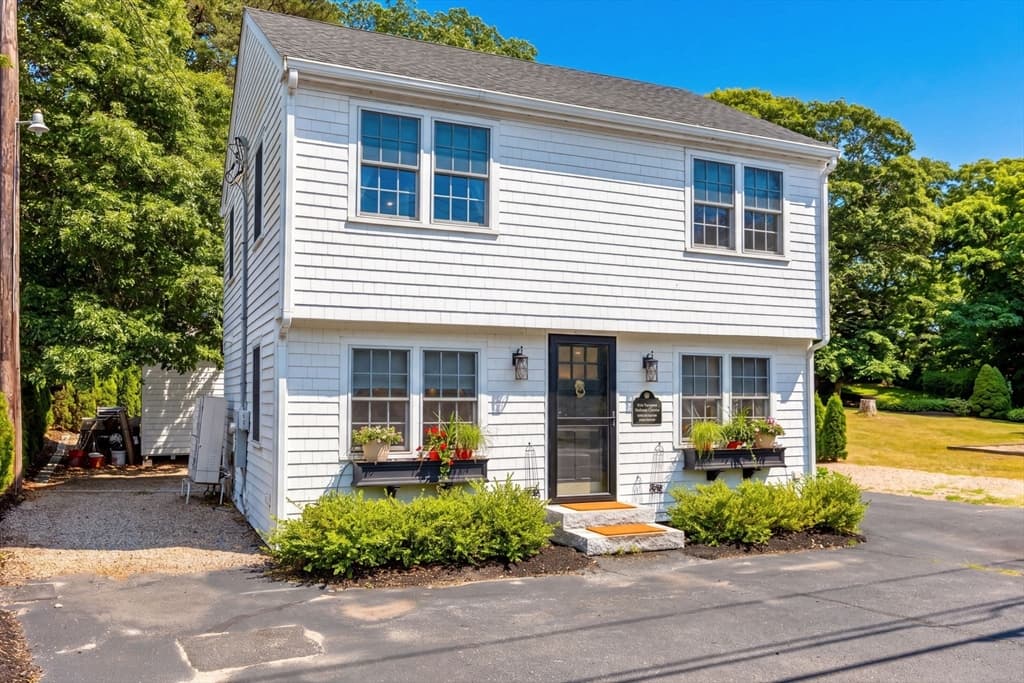 215 Route 6a, Dennis MA 02638 photo 2