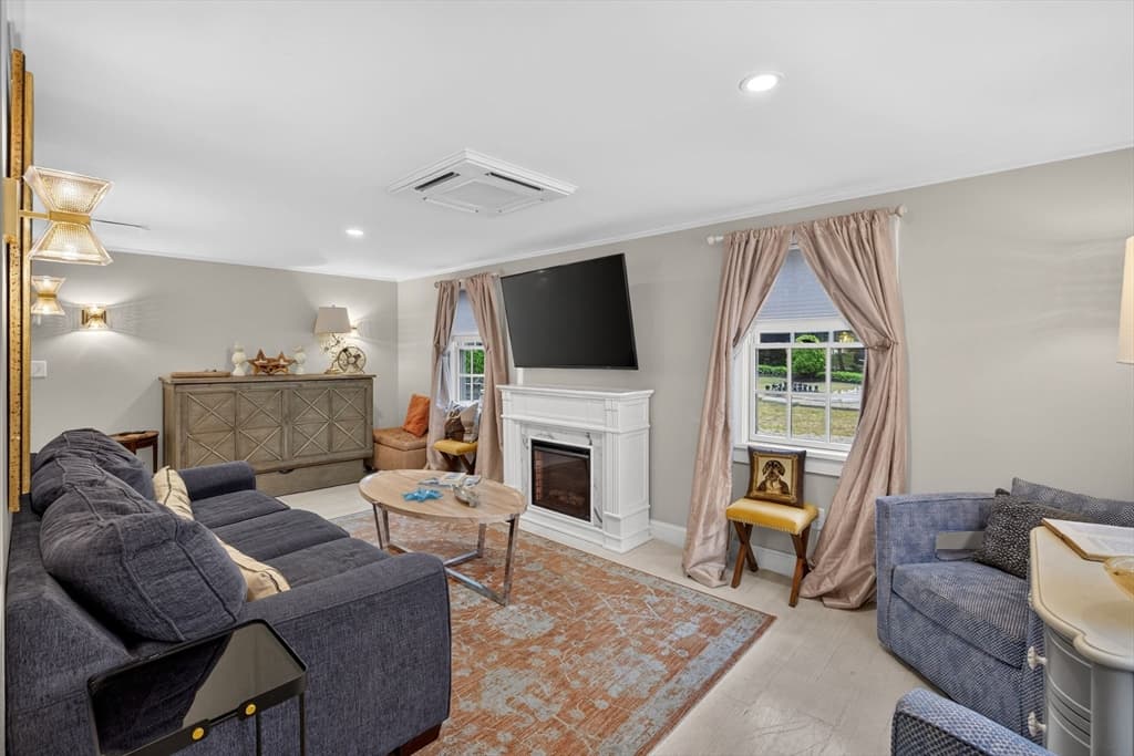 215 Route 6a, Dennis MA 02638 photo 15