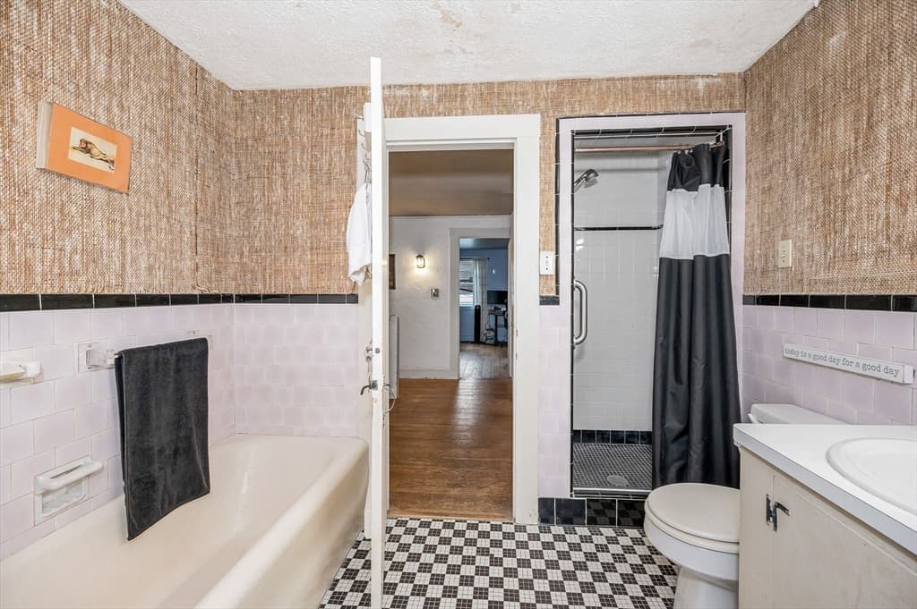 39 Holman Rd, Newton MA 02466 photo 30