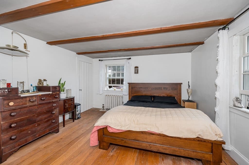 39 Holman Rd, Newton MA 02466 photo 18