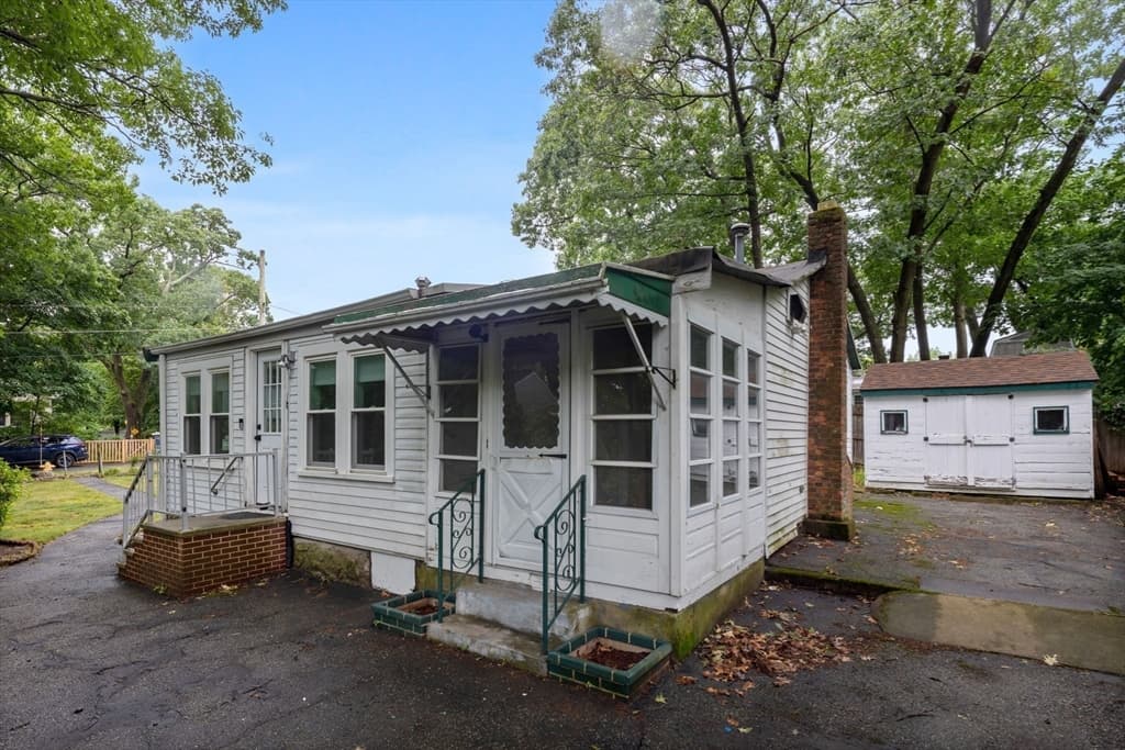 Single Family Residence at 18 Bailey St, Medford MA 02155, photo 13 of 17