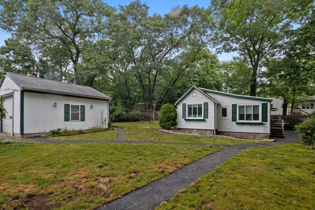 18 Bailey St, Medford MA 02155