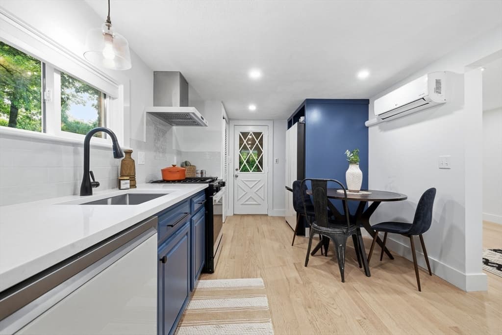 Single Family Residence at 18 Bailey St, Medford MA 02155, photo 5 of 17