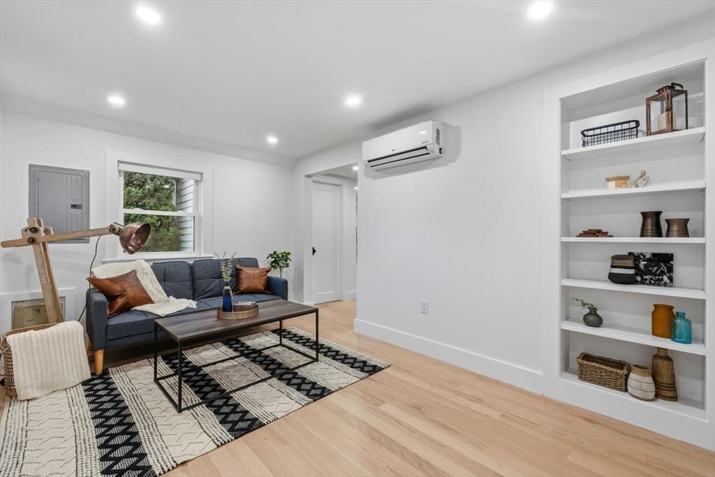 Single Family Residence at 18 Bailey St, Medford MA 02155, photo 8 of 17