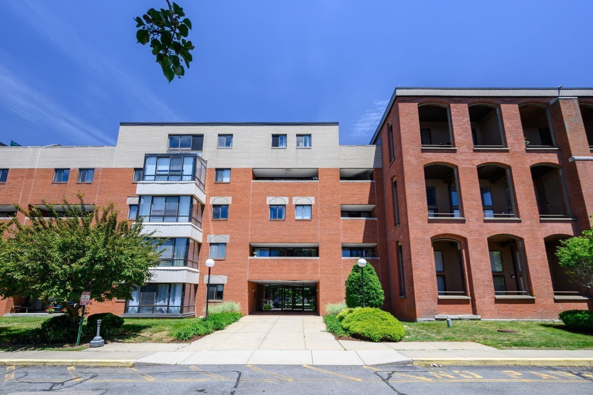 Condominium at 96 Old Colony Ave # 304, Taunton MA 02718, photo 3 of 29