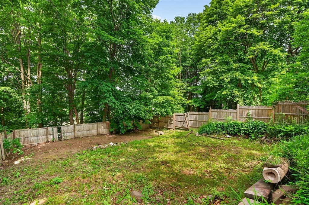 287 Pine St, Gardner MA 01440 photo 26