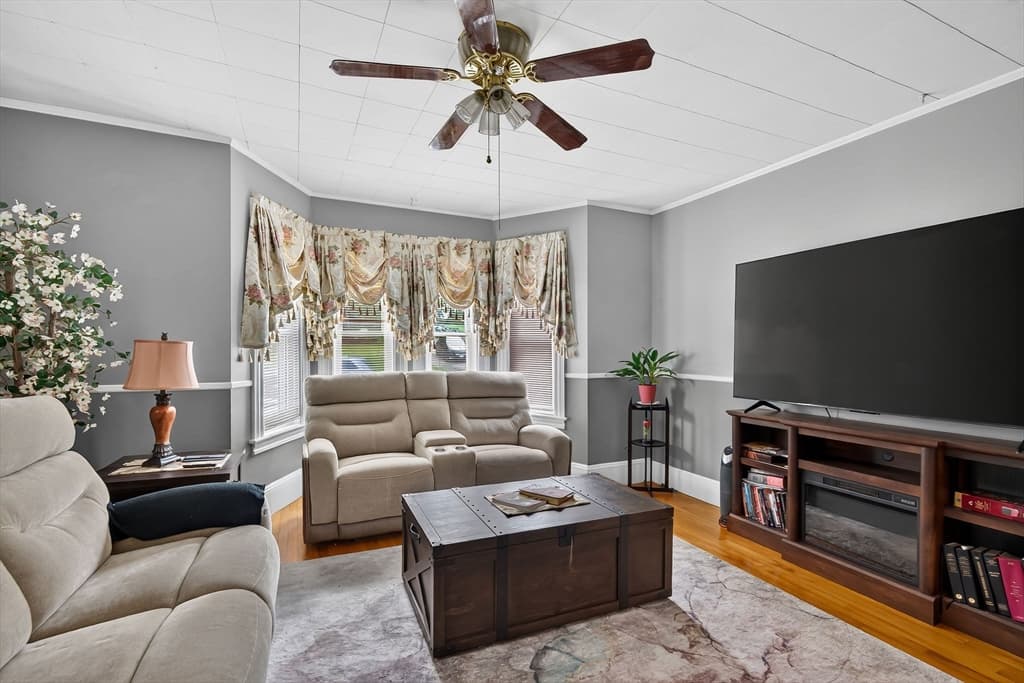 287 Pine St, Gardner MA 01440 photo 8