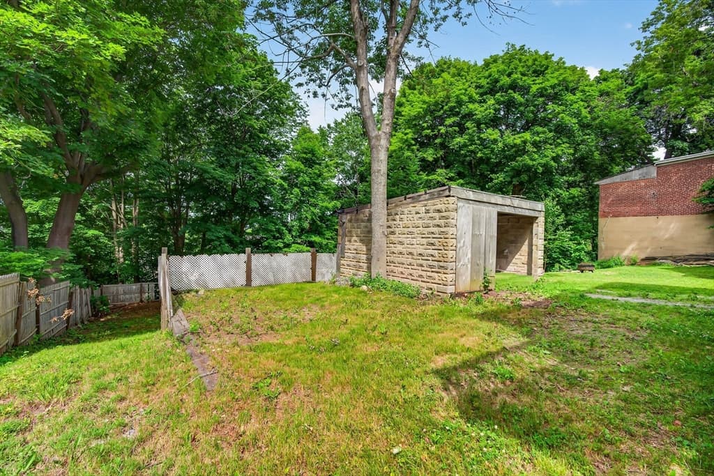 287 Pine St, Gardner MA 01440 photo 25