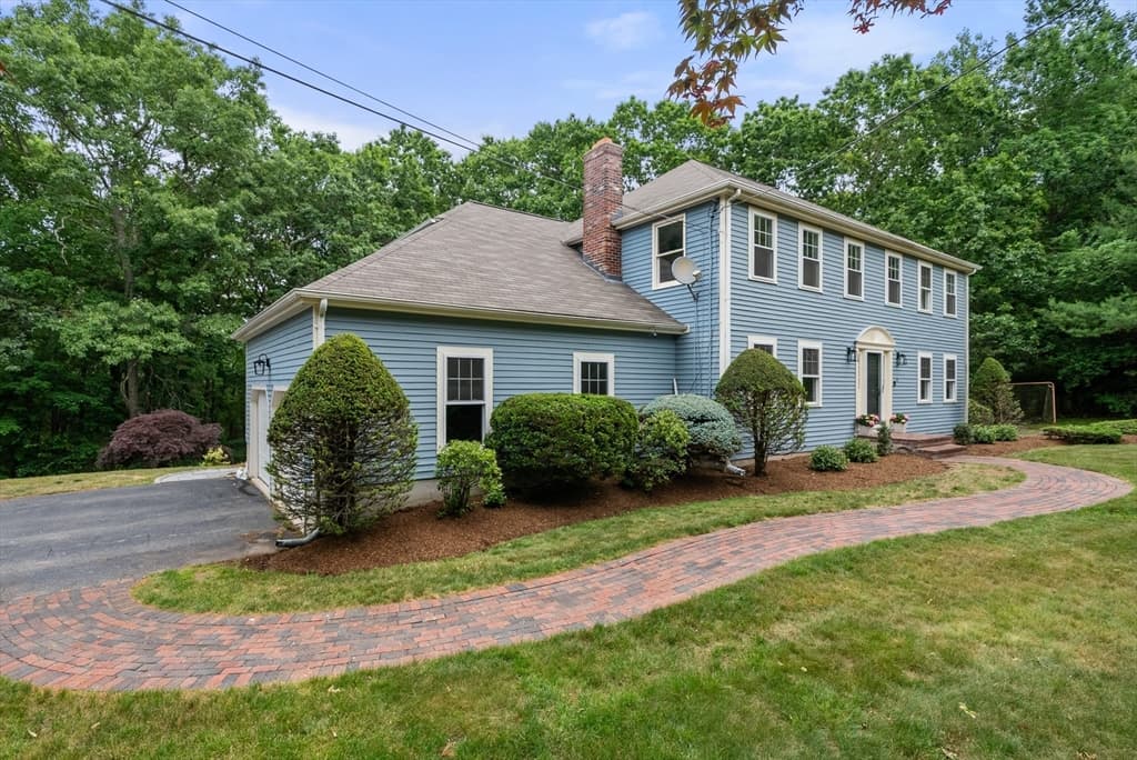 14 Harnden Road, Foxboro MA 02035 photo 2