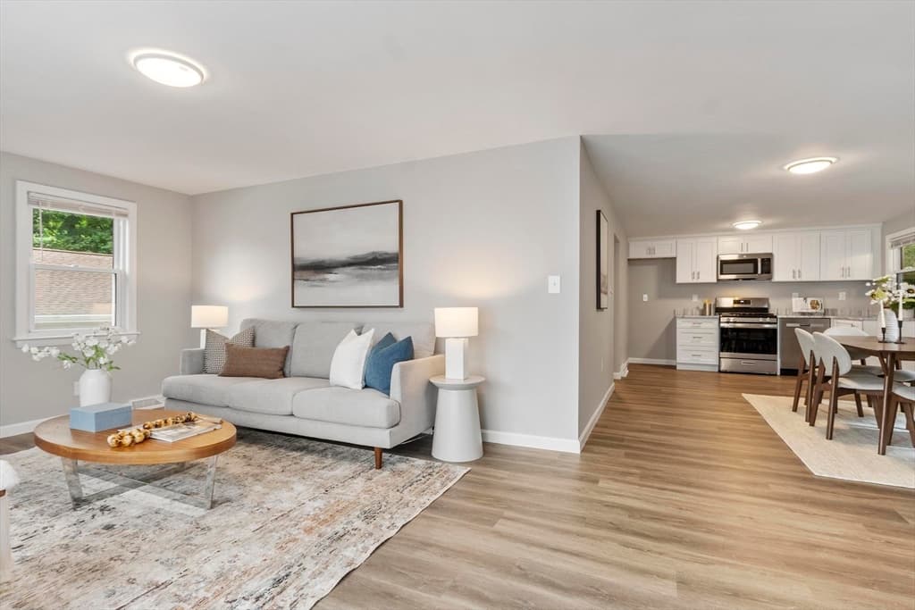 Single Family Residence at 68 Charles St, Boston MA 02136, Boston, photo 6 of 42