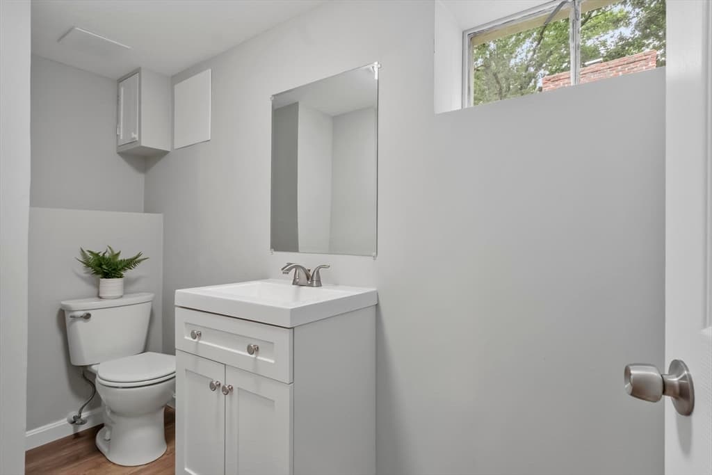 Single Family Residence at 68 Charles St, Boston MA 02136, Boston, photo 33 of 42