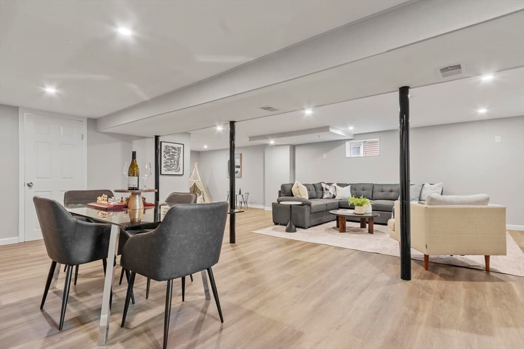 Single Family Residence at 68 Charles St, Boston MA 02136, Boston, photo 31 of 42
