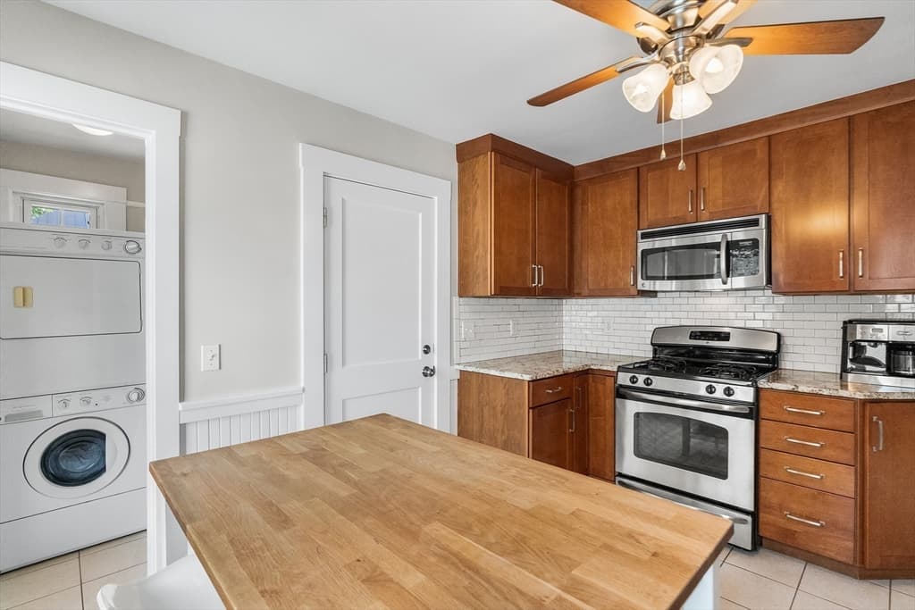 Condominium at 328 Beech St # 2, Boston MA 02131, Boston, photo 20 of 35
