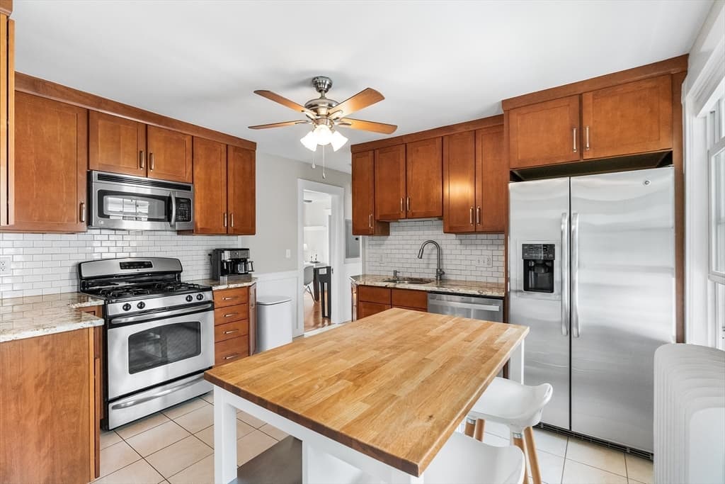 Condominium at 328 Beech St # 2, Boston MA 02131, Boston, photo 19 of 35