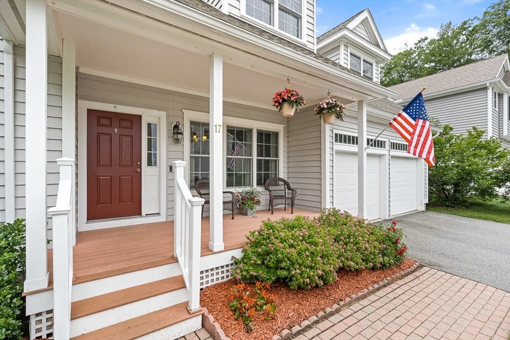 Condominium at 17 Hepatica Drive # 17, North Andover MA 01845, photo 2 of 42
