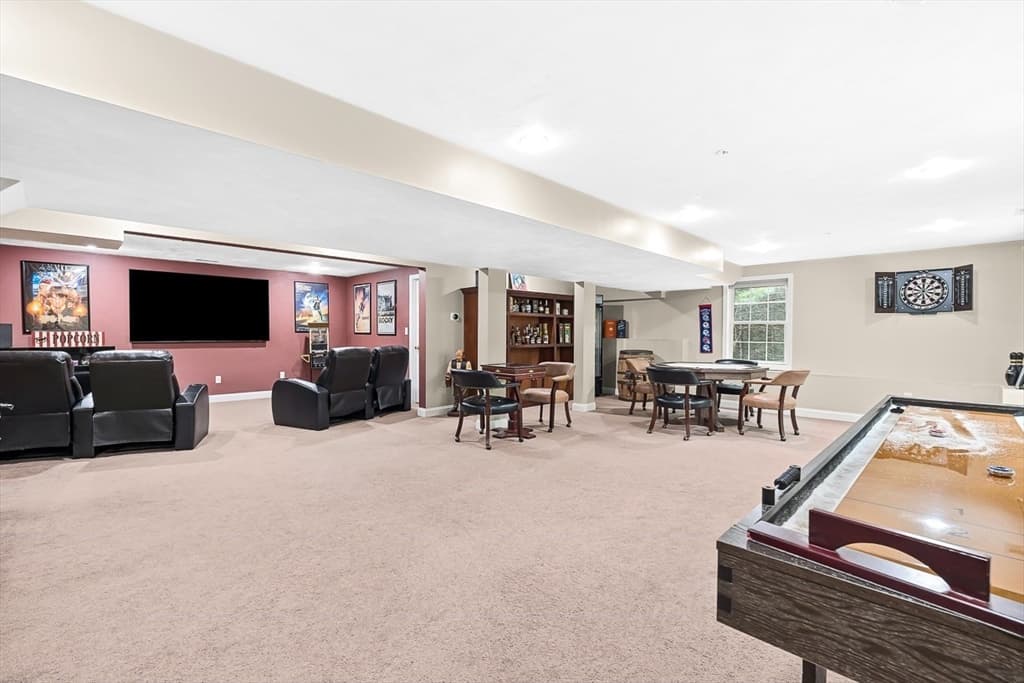 Condominium at 17 Hepatica Drive # 17, North Andover MA 01845, photo 33 of 42
