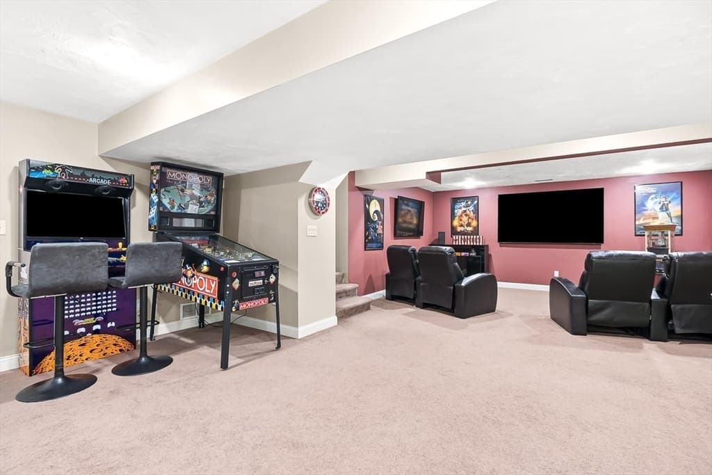 Condominium at 17 Hepatica Drive # 17, North Andover MA 01845, photo 35 of 42