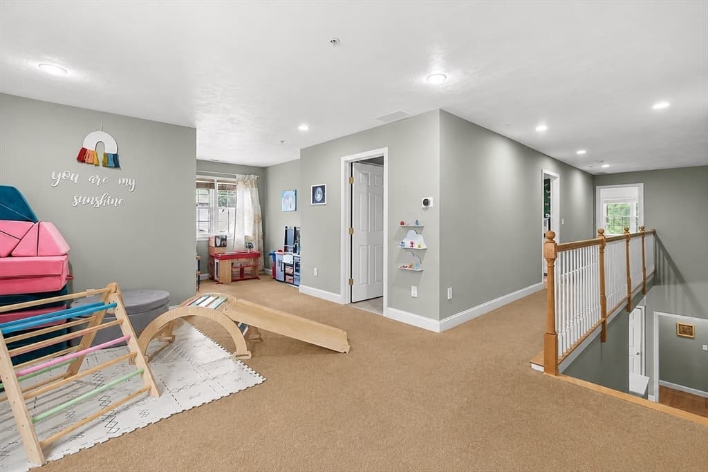 Single Family Residence at 17 Hepatica Drive # 17, North Andover MA 01845, North Andover, photo 22 of 42