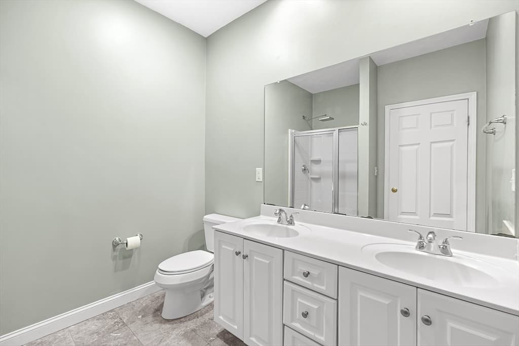 Single Family Residence at 17 Hepatica Drive # 17, North Andover MA 01845, North Andover, photo 20 of 42