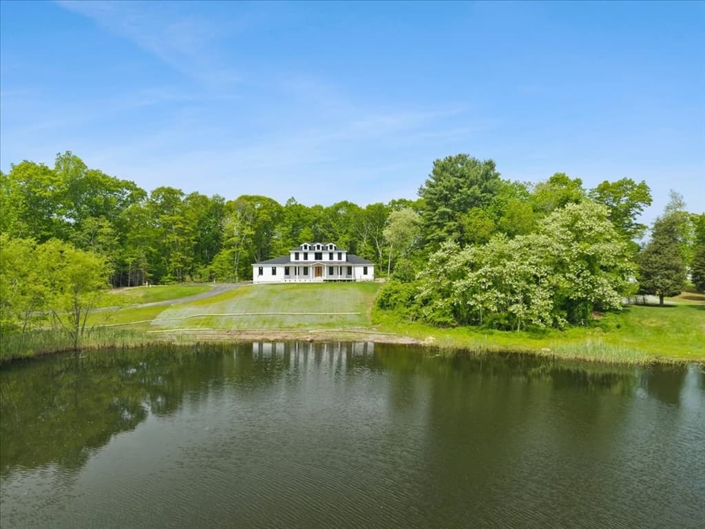 Single Family Residence at 30 Starr Ln, Rehoboth MA 02769, Rehoboth, photo 2 of 42
