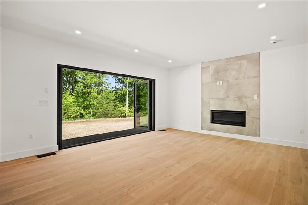 Single Family Residence at 30 Starr Ln, Rehoboth MA 02769, Rehoboth, photo 16 of 42