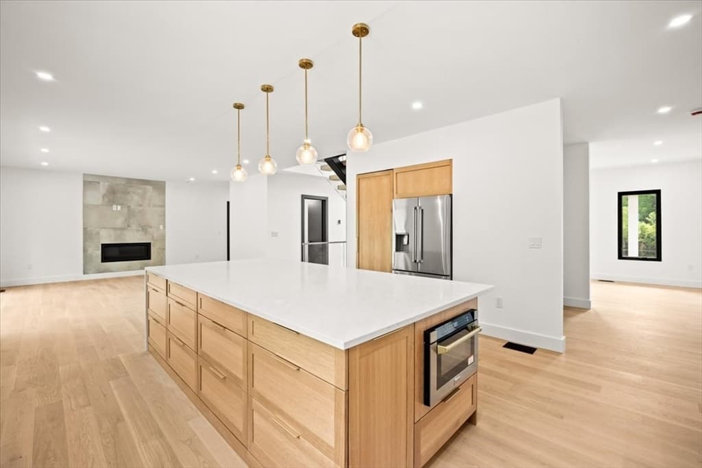 Single Family Residence at 30 Starr Ln, Rehoboth MA 02769, Rehoboth, photo 10 of 42