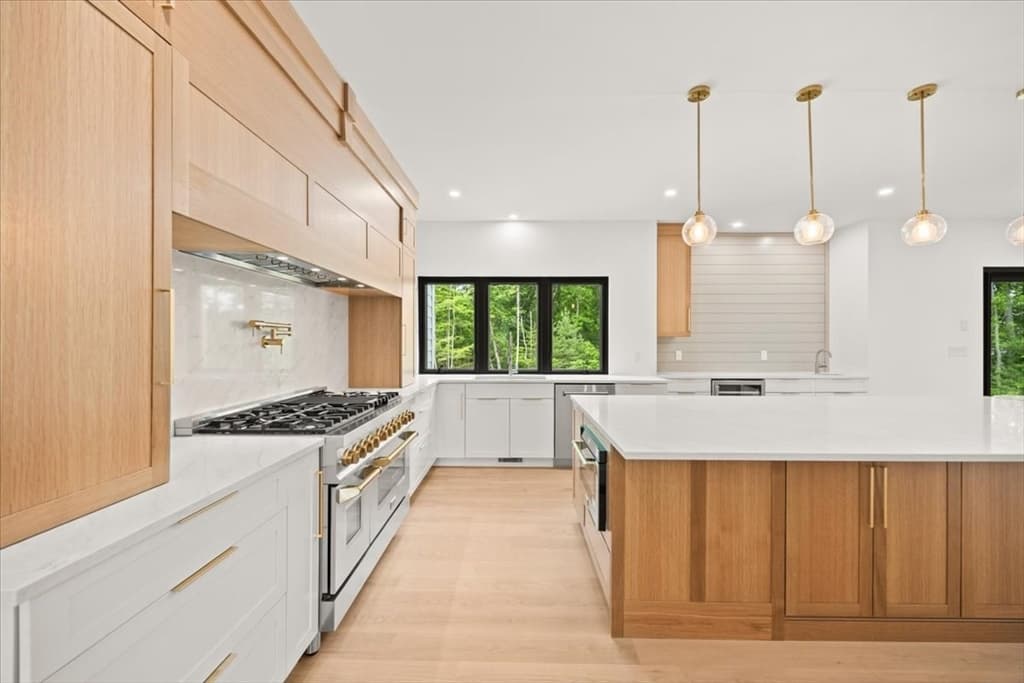 Single Family Residence at 30 Starr Ln, Rehoboth MA 02769, Rehoboth, photo 8 of 42