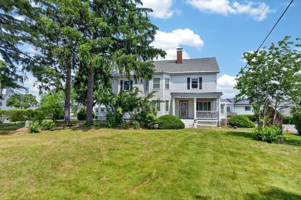 325 Malden St, Revere MA 02151 photo 3