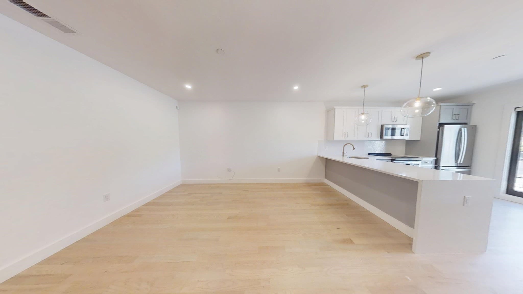 Condominium at 52 Withington St # 7, Boston MA 02124, photo 7 of 32