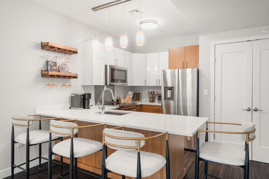 999 Hancock St # 313, Quincy MA 02169 photo 7