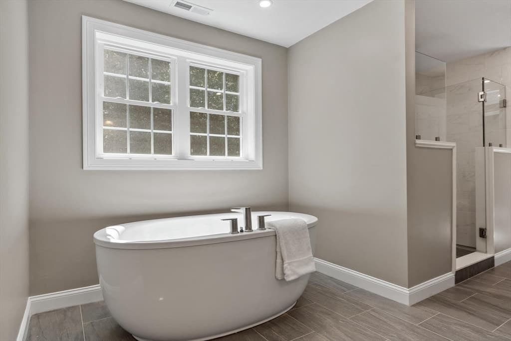 Condominium at 4 Jewett Rd # 4, Sterling MA 01564, Sterling, photo 23 of 36