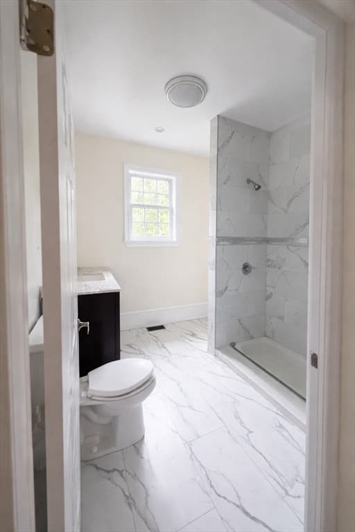 195 Lower Gore Dr, Webster MA 01570 photo 6