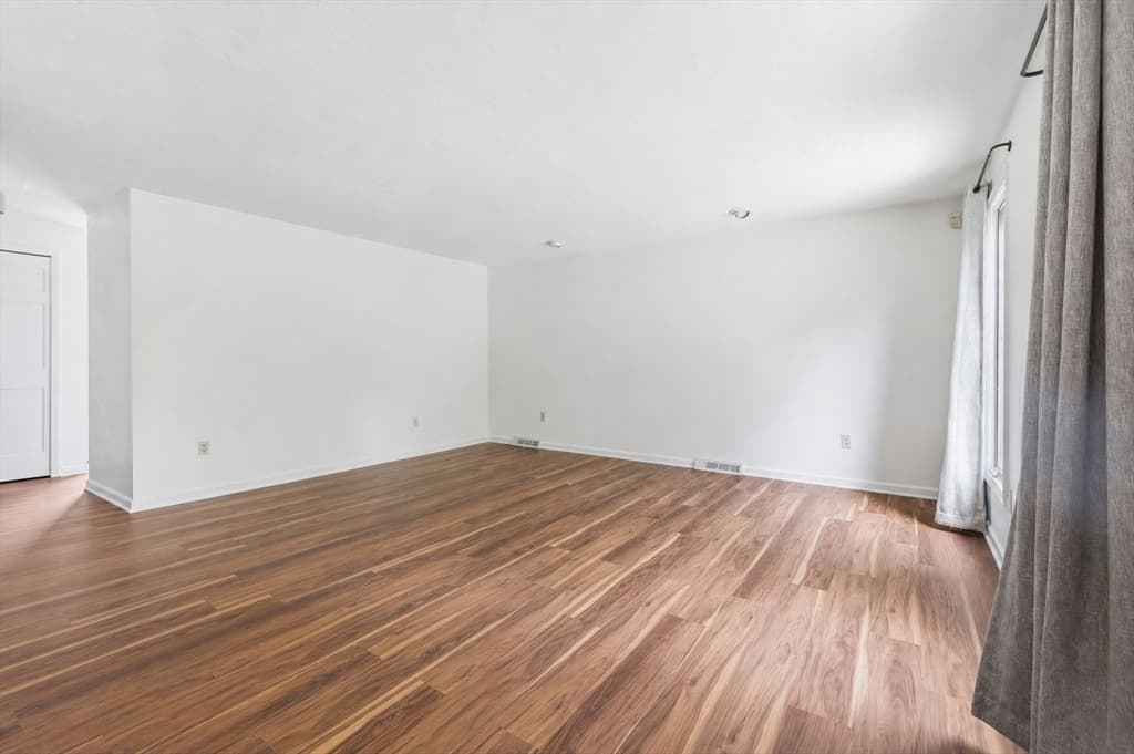 18 Copperwood Dr # 18, Stoughton MA 02072 photo 7