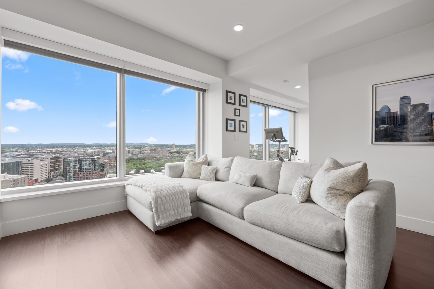 Condominium at 110 Stuart Street # 26J, Boston MA 02116, photo 13 of 38