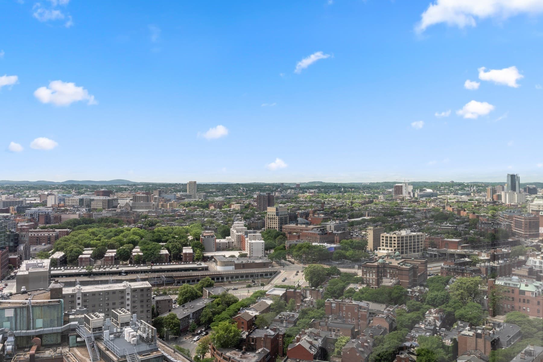 Condominium at 110 Stuart Street # 26J, Boston MA 02116, photo 32 of 38