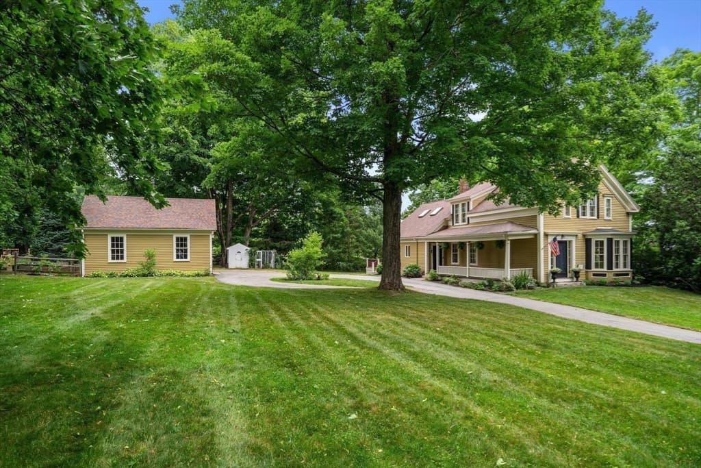 31 Broadway, Hanover MA 02339 photo 2