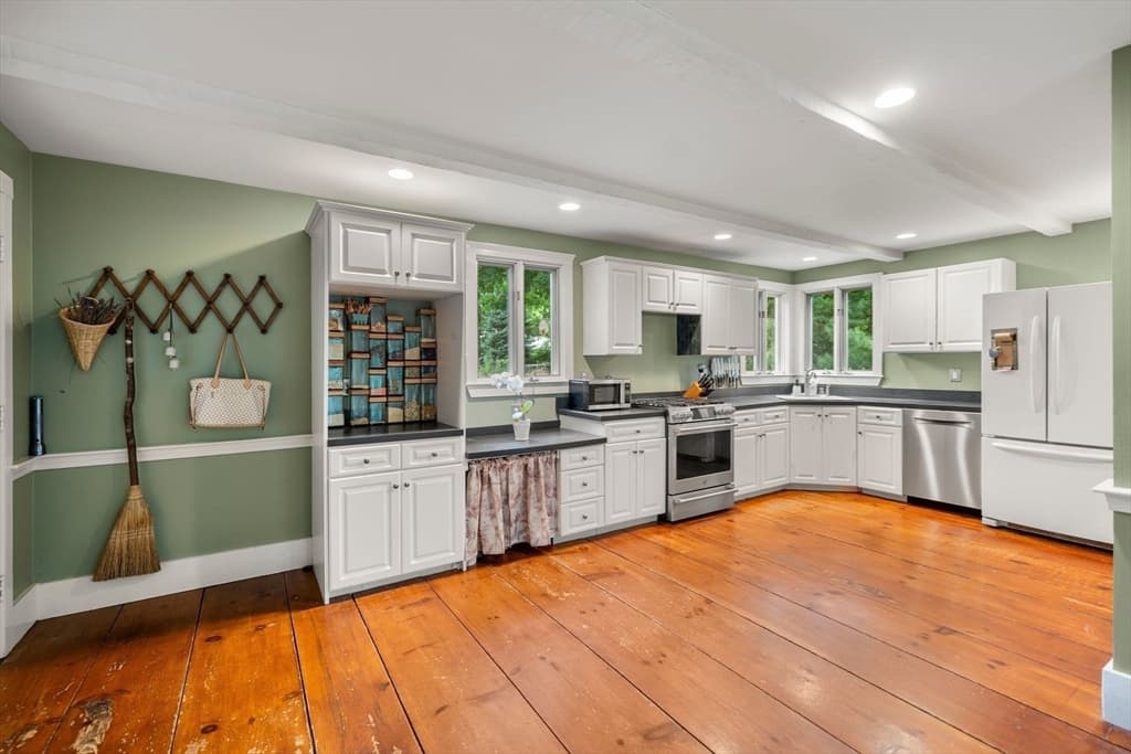 31 Broadway, Hanover MA 02339 photo 6