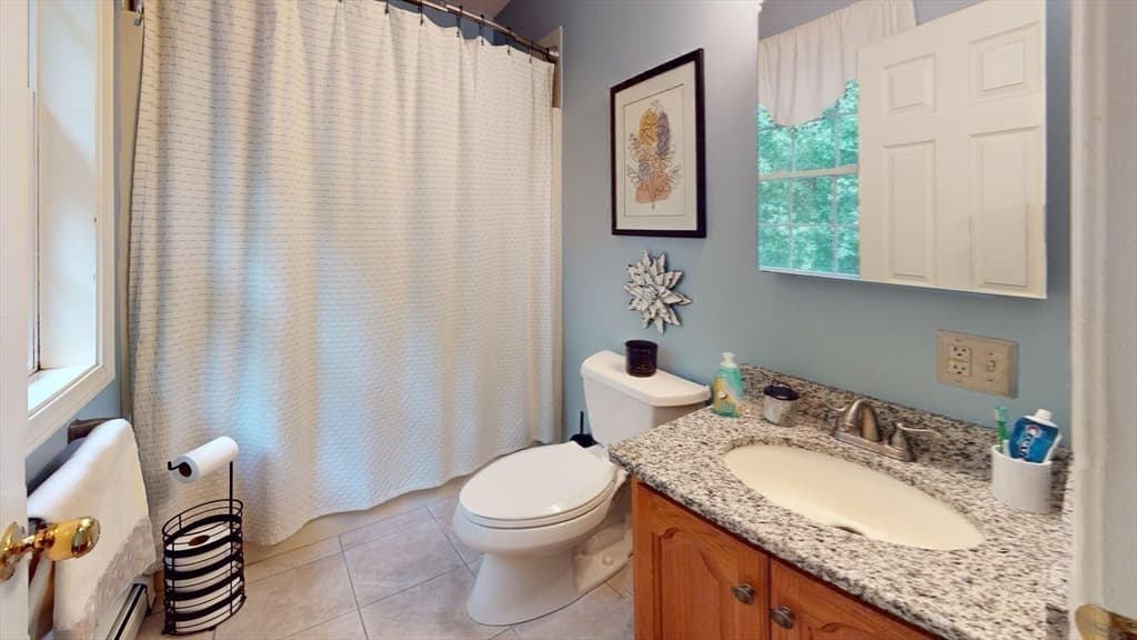 233 Tispaquin St, Middleboro MA 02346 photo 17