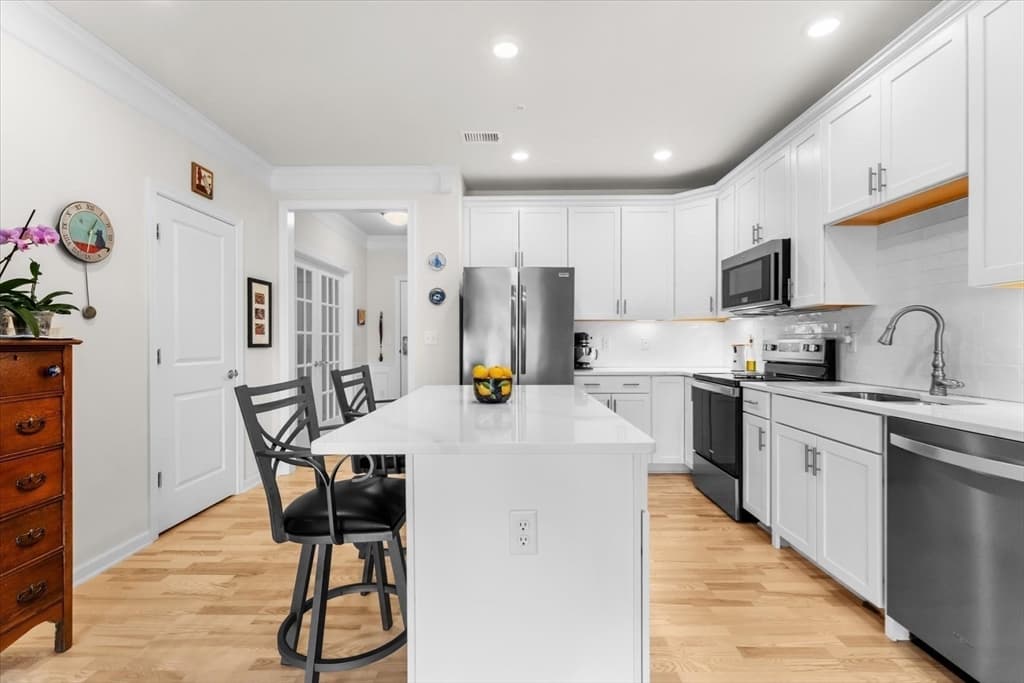 3202 Peters Farm Way # 202, Westborough MA 01581 photo 5
