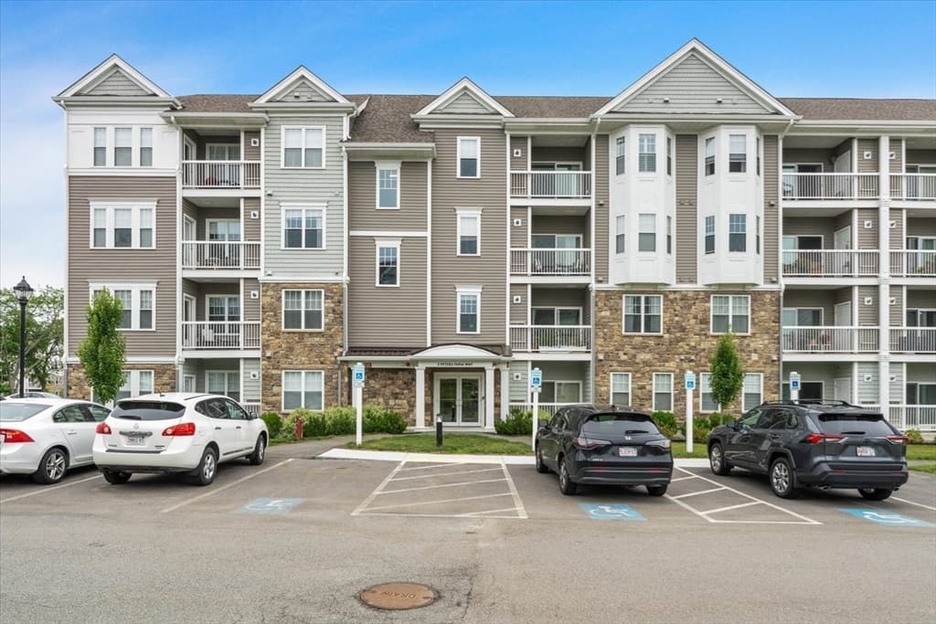 3202 Peters Farm Way # 202, Westborough MA 01581 photo 24