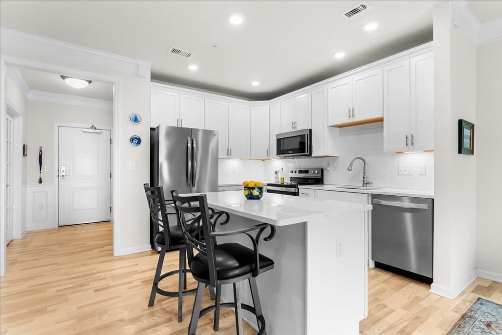 3202 Peters Farm Way # 202, Westborough MA 01581 photo 4