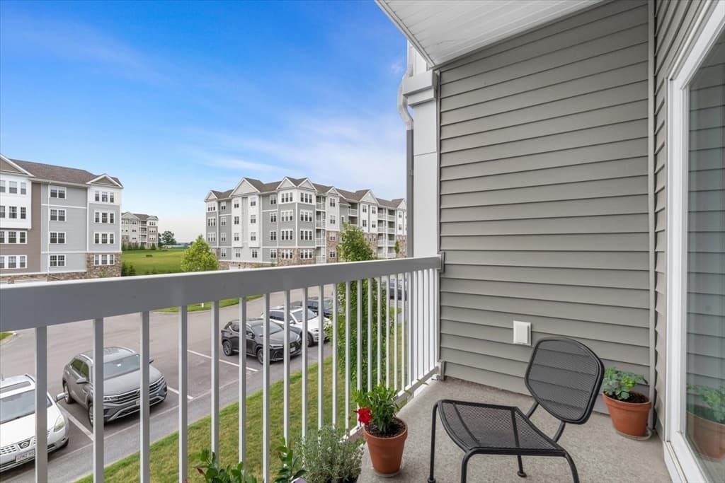 3202 Peters Farm Way # 202, Westborough MA 01581 photo 21