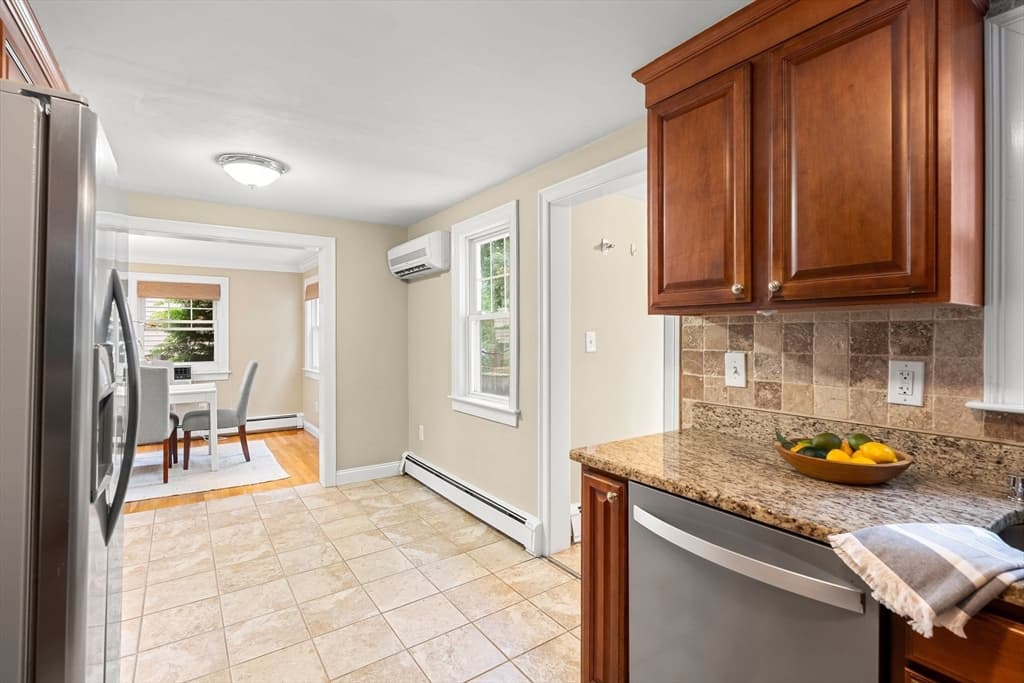 Single Family Residence at 19 Cunningham Cir, Waltham MA 02453, Waltham, photo 13 of 41