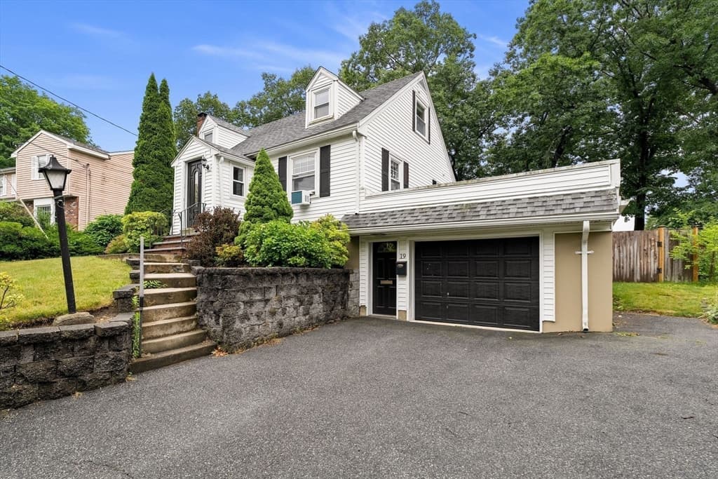 Single Family Residence at 19 Cunningham Cir, Waltham MA 02453, Waltham, photo 3 of 41