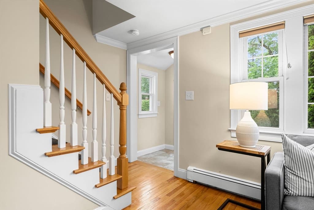Single Family Residence at 19 Cunningham Cir, Waltham MA 02453, Waltham, photo 5 of 41