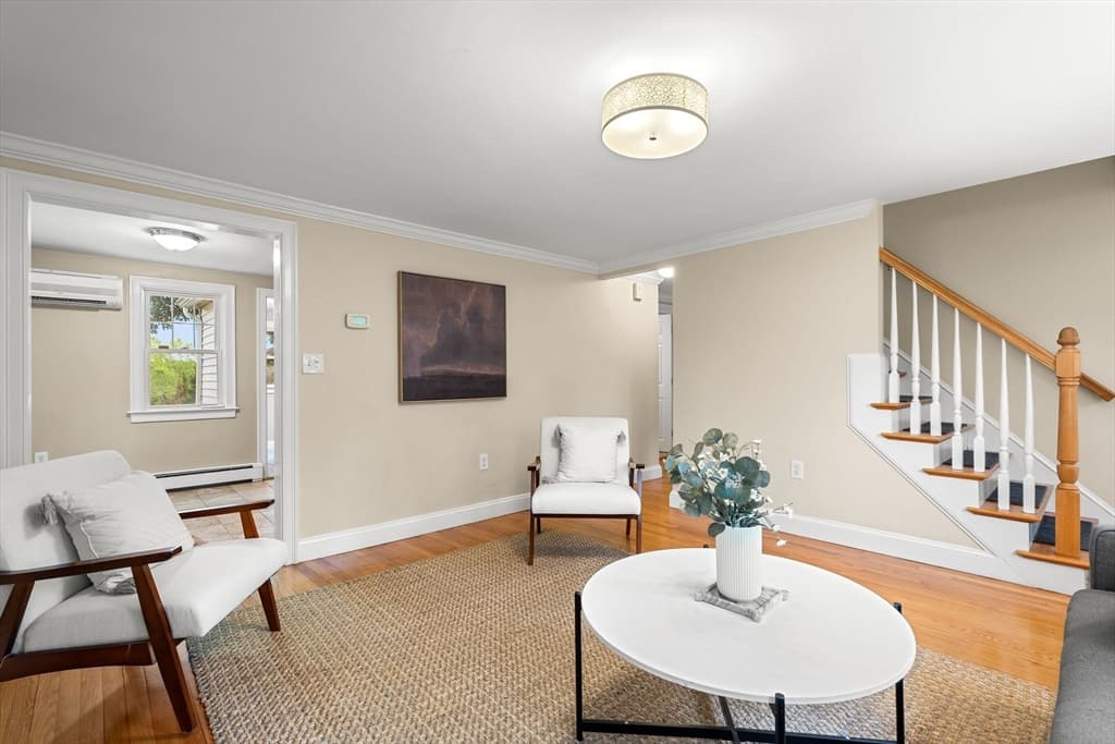 Single Family Residence at 19 Cunningham Cir, Waltham MA 02453, Waltham, photo 9 of 41